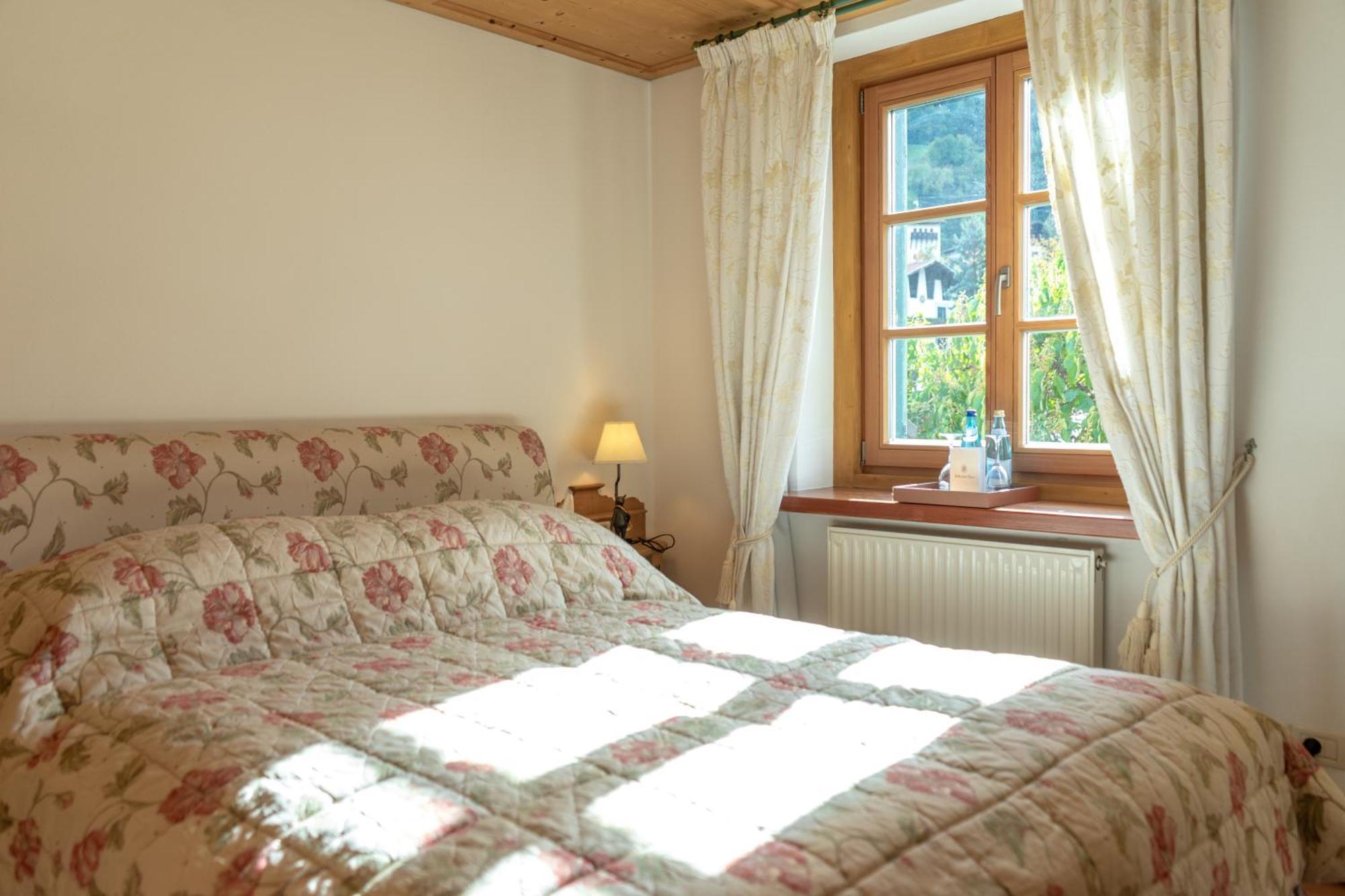 Schlosswirt Forst Lagundo Kültér fotó
